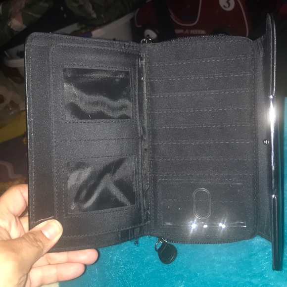 Wallet - Picture 5 of 6